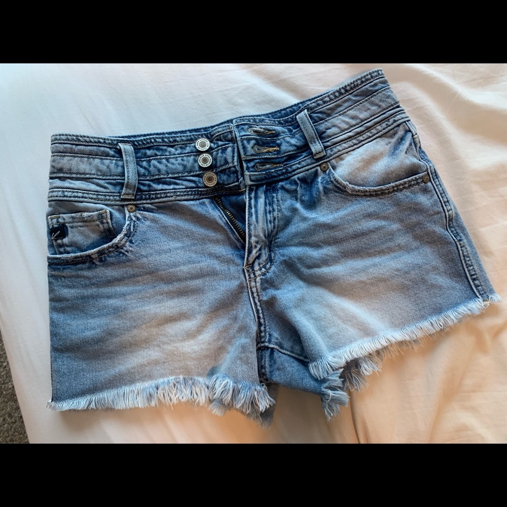 KanCan Tilly High Rise Frayed Denim Shorts